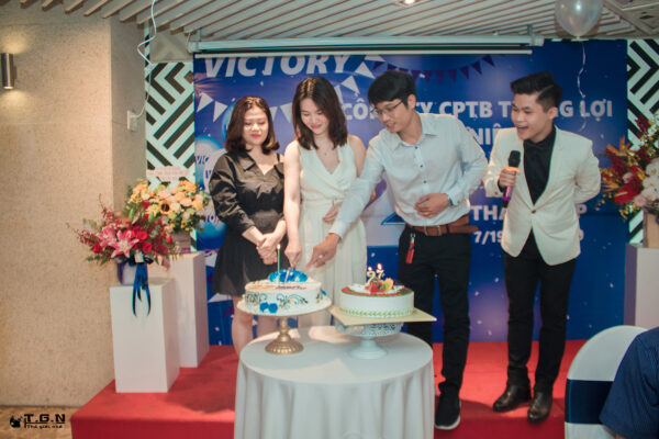 Sinh nhat cong ty 2020 HCM 1 600x400 - Victory's 27-year birthday celebration