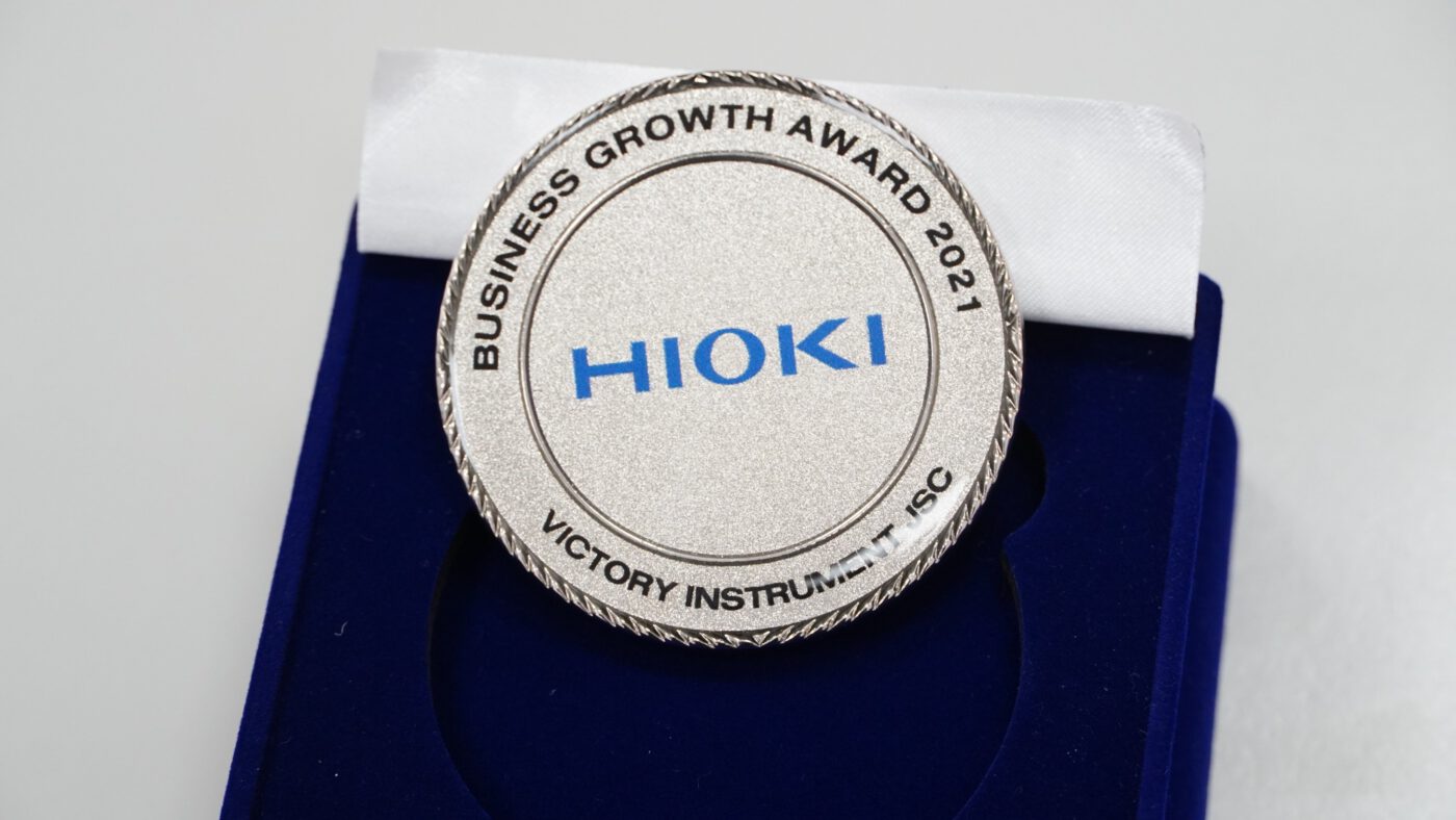 victory nhận giải thưởng từ Hioki