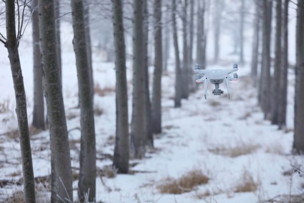 bay flycam mùa đông cần cài đặt chế độ camera cho phù hợp