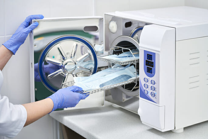 sterilization dental office - Vai trò của nồi hấp tiệt trùng trong phòng thí nghiệm là gì?