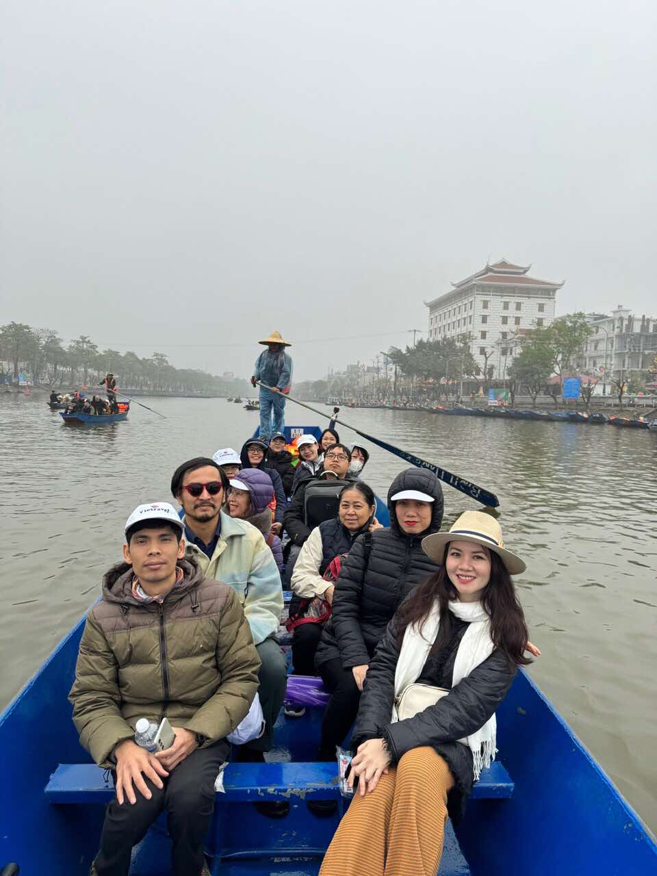 du xuân đầu năm tại chùa hương của công ty thắng lợi du xuân đầu năm tại chùa hương của công ty thắng lợi