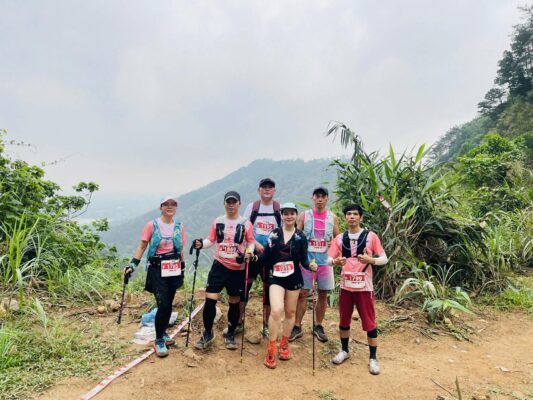 cán bộ nhân viên thắng lợi victory tham dự Hanoi Mountain Trail 2026 2