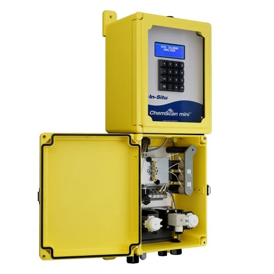 ChemScan mini ChlorAm Analyzer nhìn từ góc trái